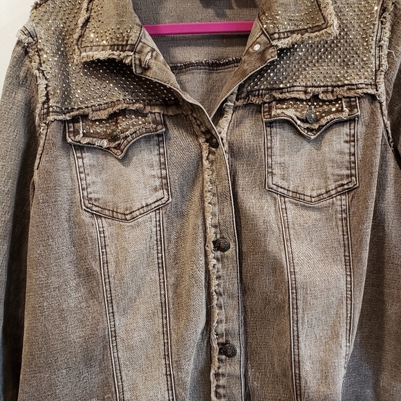 DG2 by Diane Gilman brown denim jacket with bling - Picture 11 of 11